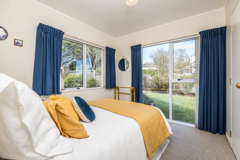 Photo of property in 29 Guadeloupe Crescent, Grenada Village, Wellington, 6037