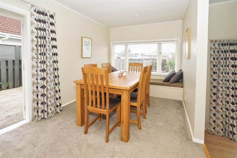 Photo of property in 72 Enderley Avenue, Enderley, Hamilton, 3214