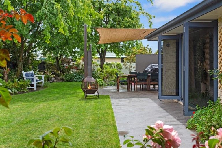 Photo of property in 17 Chamberlain Lane, Rangiora, 7400