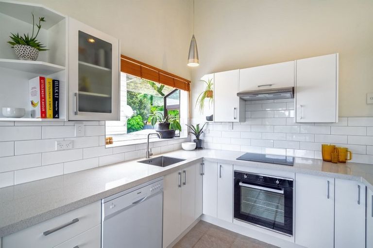 Photo of property in 1/34 Mountbatten Avenue, Hillcrest, Auckland, 0627