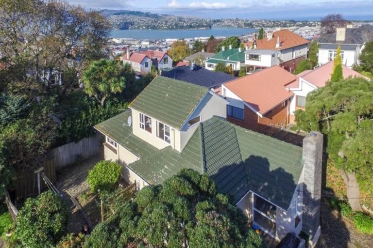 Photo of property in 182 Maitland Street, Dunedin Central, Dunedin, 9016