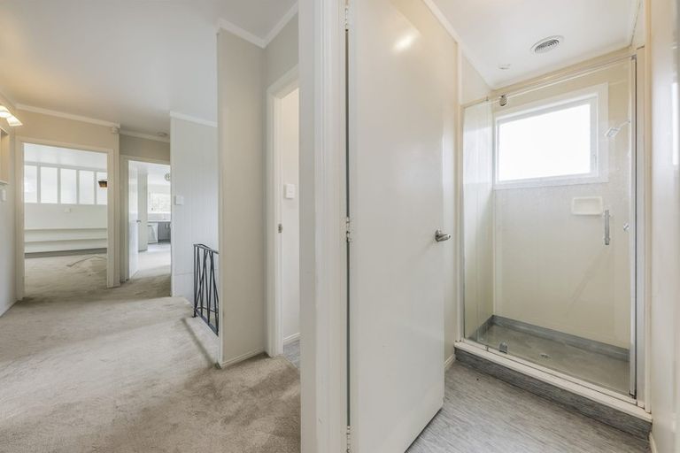 Photo of property in 1/46 Scenic Drive, Manurewa, Auckland, 2102