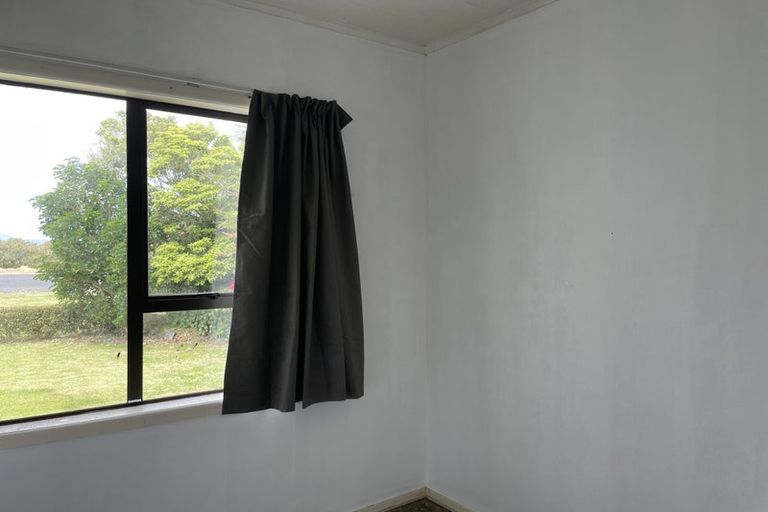 Photo of property in 18 Canal West Road, Waitakaruru, Thames, 3576