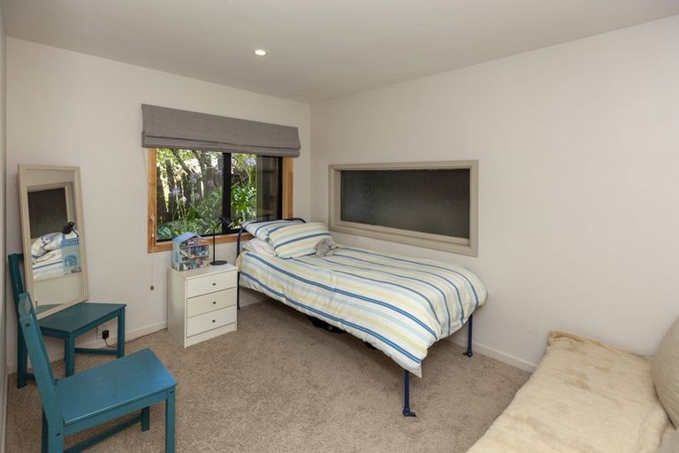 Photo of property in 84 Ames Street, Paekakariki, 5034
