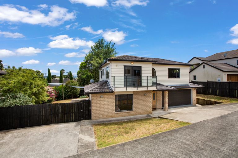 Photo of property in 87b Wallace Road, Mangere Bridge, Auckland, 2022