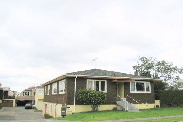 Photo of property in 4 Leinster Avenue, Mount Maunganui, 3116