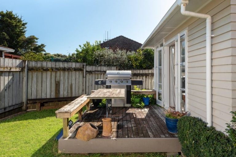 Photo of property in 25b Pine Avenue, Otumoetai, Tauranga, 3110