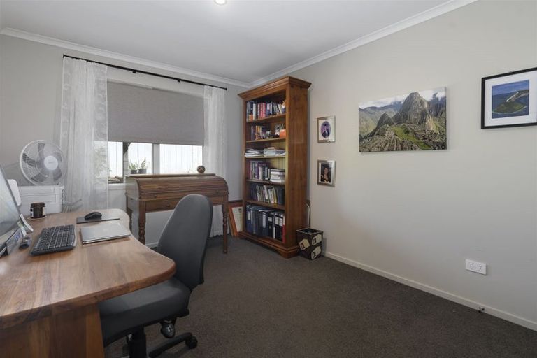 Photo of property in 94 Moffat Road, Bethlehem, Tauranga, 3110