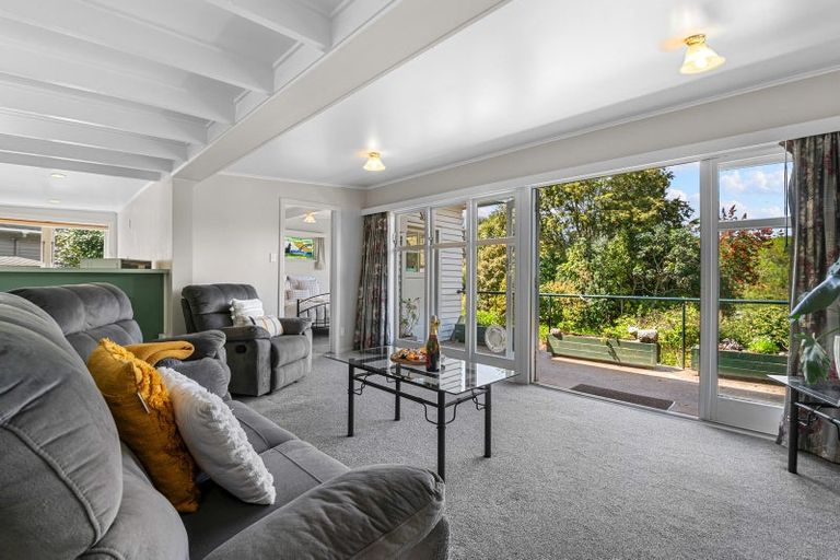 Photo of property in 33 Okareka Loop Road, Lake Okareka, Rotorua, 3076