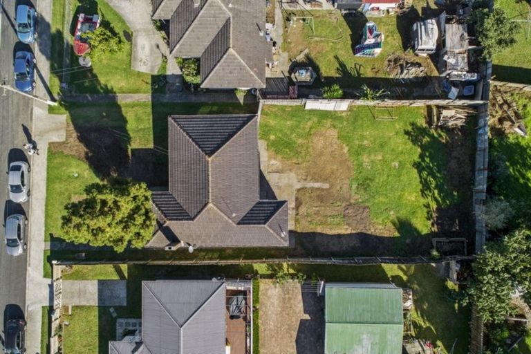 Photo of property in 27 Orchard Rise, Rosehill, Papakura, 2113