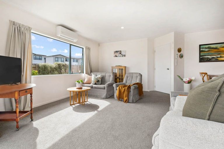 Photo of property in 678 Te Atatu Road, Te Atatu Peninsula, Auckland, 0610