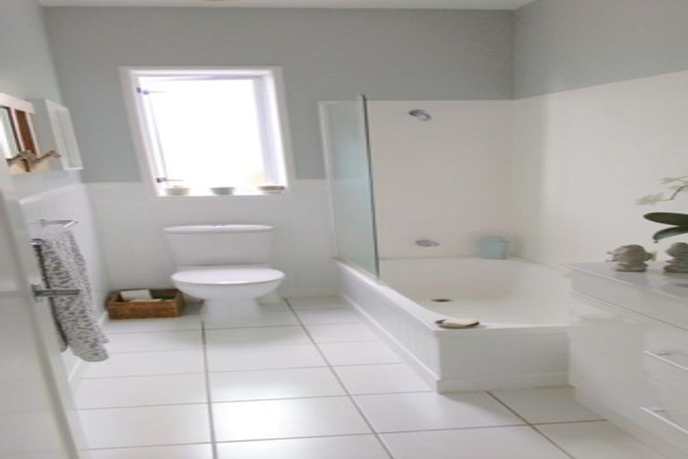 Photo of property in 247 Carrington Street, Vogeltown, New Plymouth, 4310