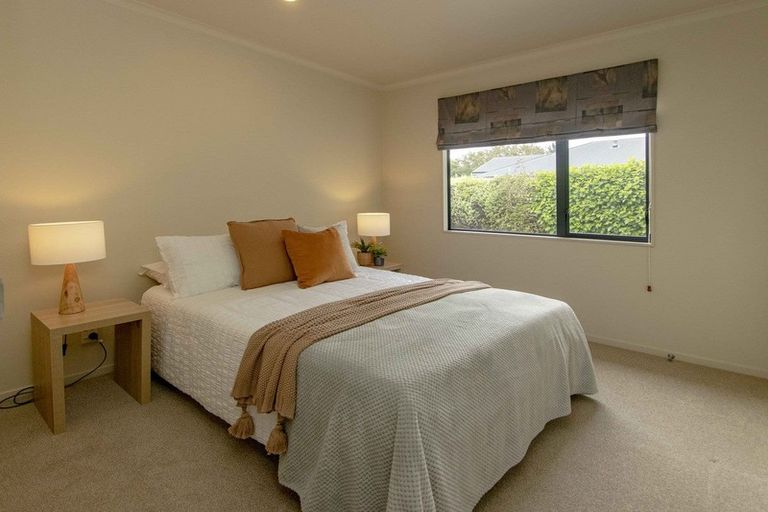 Photo of property in 16a Burness Road, Greenmeadows, Napier, 4112