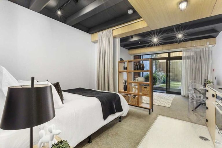 Photo of property in Vedado Apartments, 105/41 Hopper Street, Mount Cook, Wellington, 6011