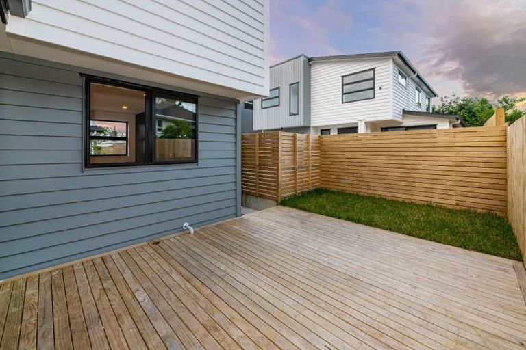 Photo of property in 20d Mackenzie Street, Te Atatu South, Auckland, 0610