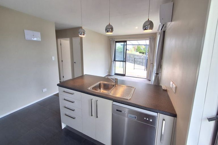 Photo of property in 59 Litten Road, Cockle Bay, Auckland, 2014