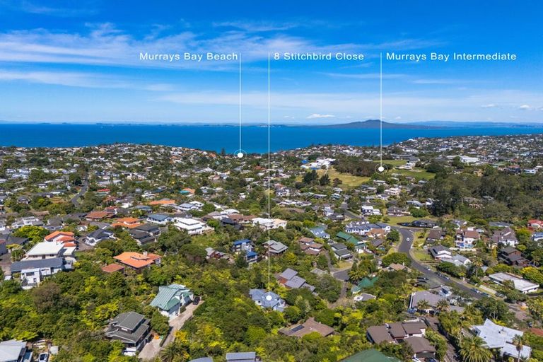 Photo of property in 8 Stitchbird Close, Murrays Bay, Auckland, 0630