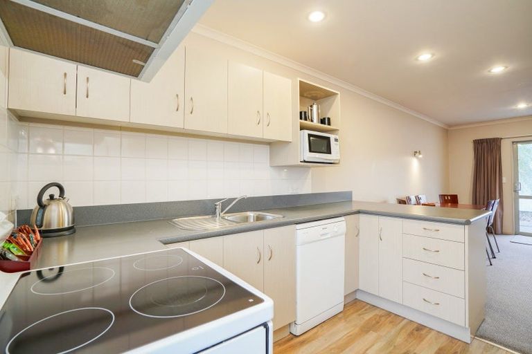 Photo of property in 12a-c Camden Street, Turnbull Thomson Park, Invercargill, 9810