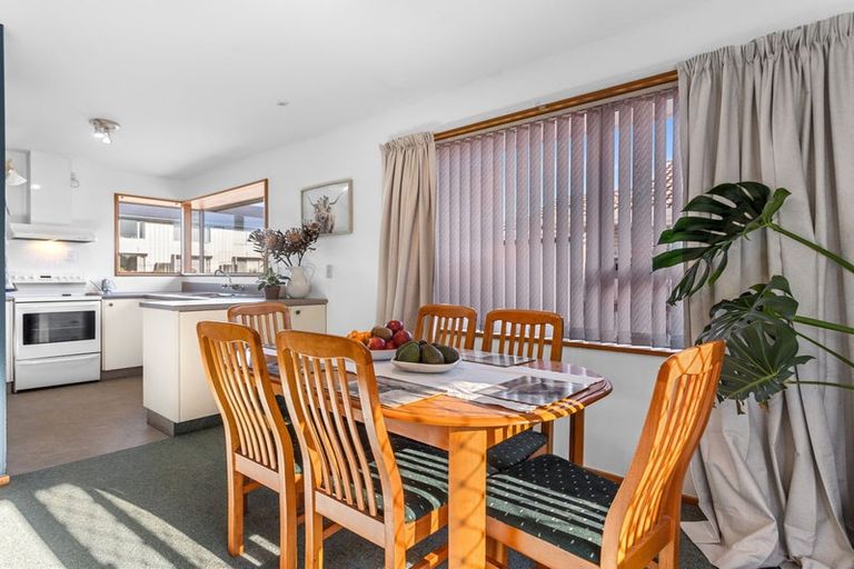 Photo of property in 106 Hawke Street, New Brighton, Christchurch, 8083
