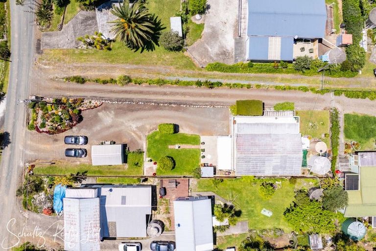 Photo of property in 9 Sandy Beach Road, Tinopai, Matakohe, 0593