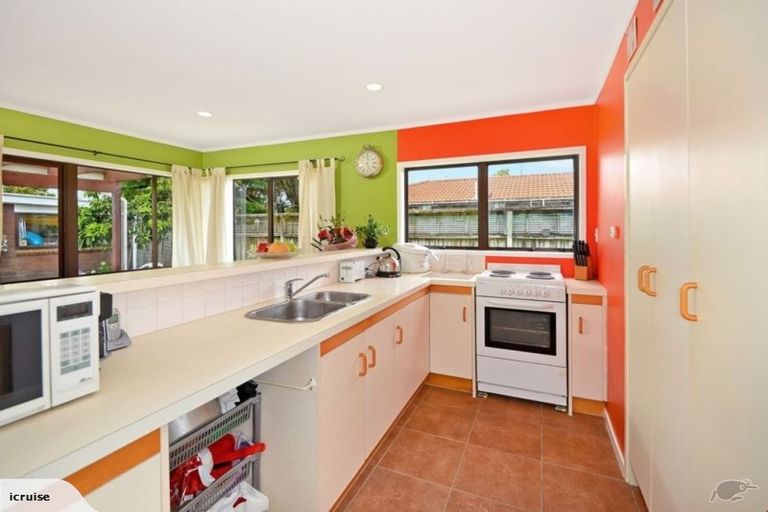 Photo of property in 3/22 Evelyn Place, Hillcrest, Auckland, 0627