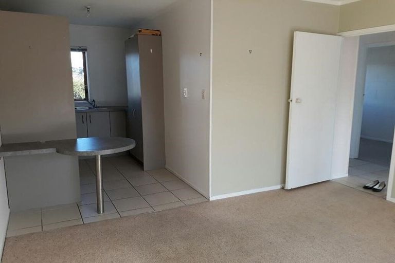 Photo of property in 10/773 Beach Road, Browns Bay, Auckland, 0630