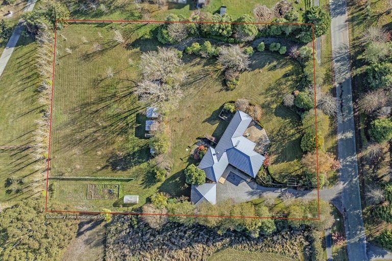 Photo of property in 12 Dawn Place, Kirwee, Darfield, 7571