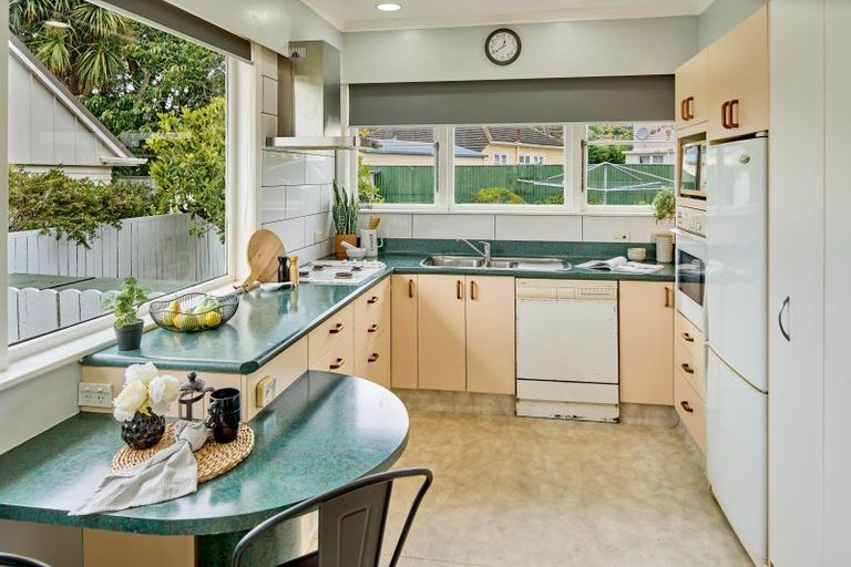 Photo of property in 7 Beecham Grove, Epuni, Lower Hutt, 5011