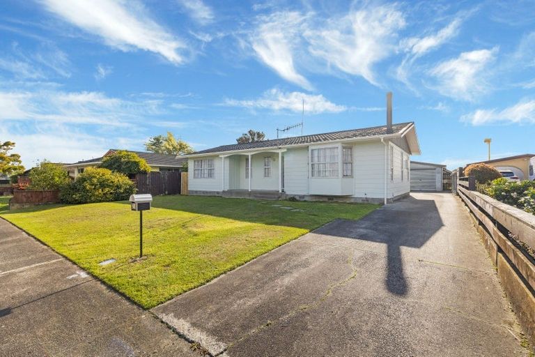Photo of property in 21 Paradise Place, Milson, Palmerston North, 4414