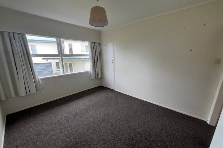 Photo of property in 107 Bradbury Road, Botany Downs, Auckland, 2010