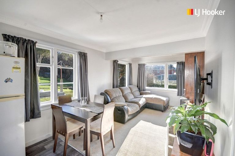 Photo of property in 322 Kaikorai Valley Road, Bradford, Dunedin, 9011