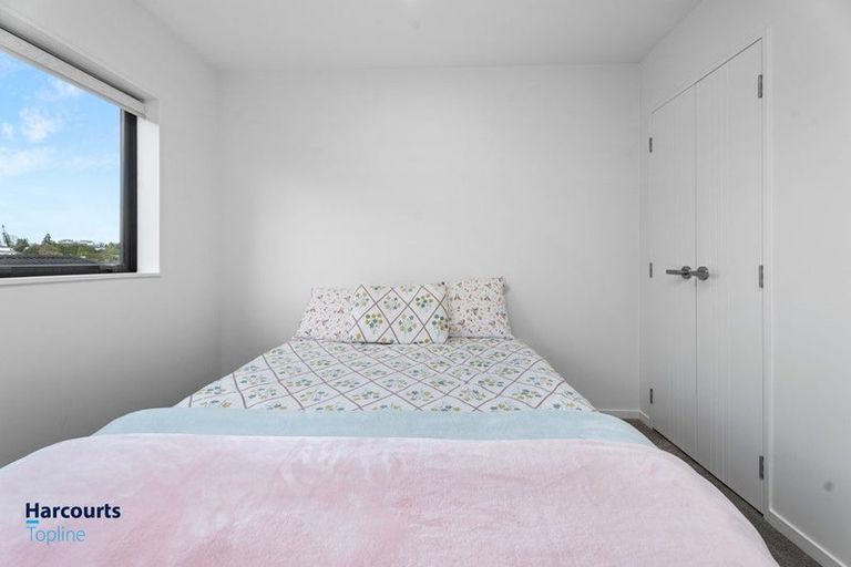 Photo of property in 26f Sheridan Drive, New Lynn, Auckland, 0600