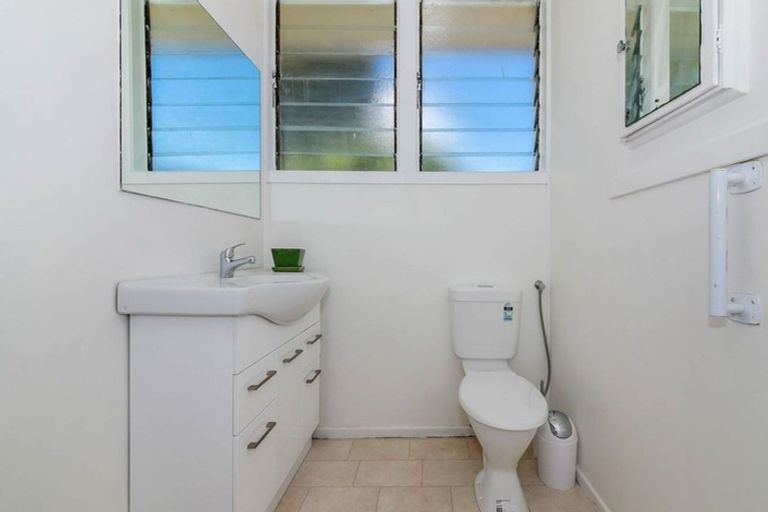 Photo of property in 2/3 Vine Street, Mangere East, Auckland, 2024