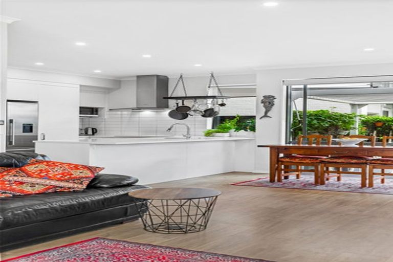 Photo of property in 30 Grey Warbler Road, Hobsonville, Auckland, 0616