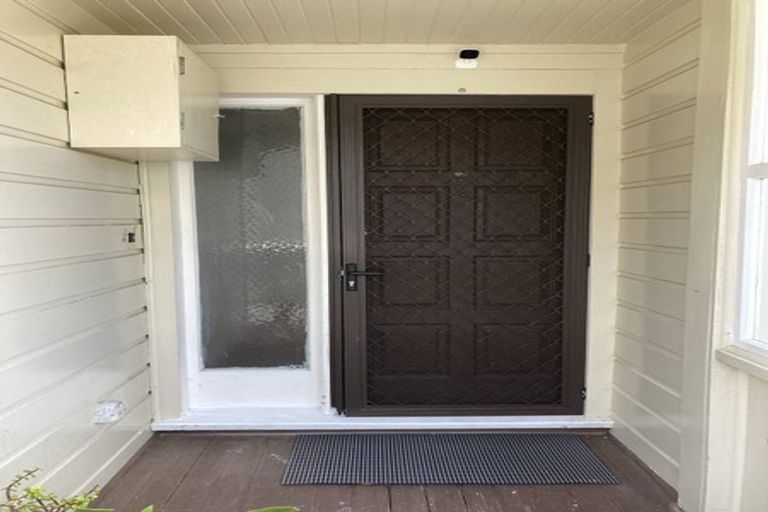 Photo of property in 96 Derwent Street, Island Bay, Wellington, 6023