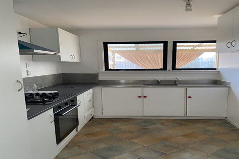 Photo of property in 3 Applewood Drive, Henderson, Auckland, 0612