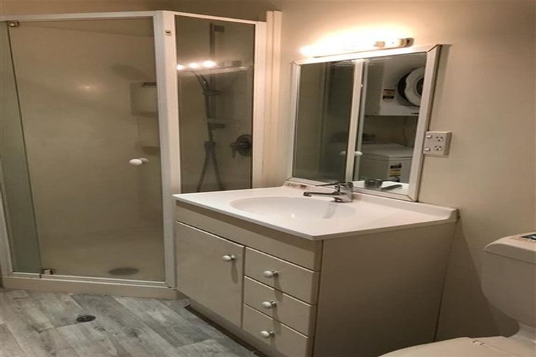 Photo of property in Grosvenor Cl, 9/6 Brown Street, Mount Cook, Wellington, 6021