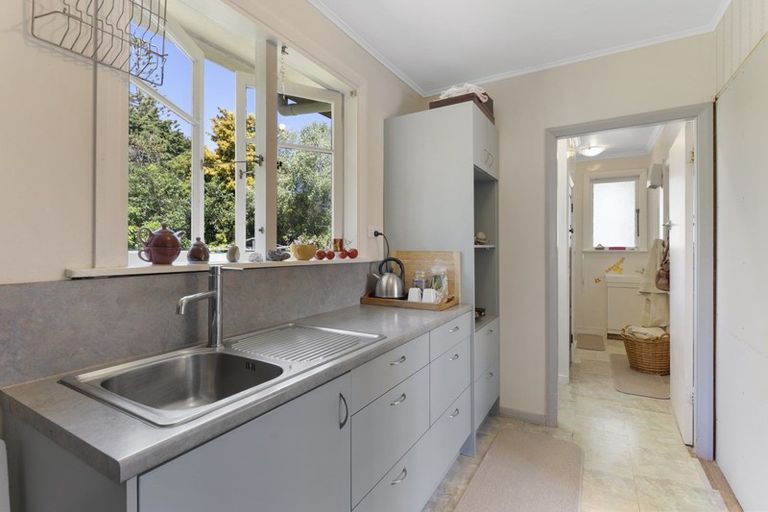 Photo of property in 28 Delhi Avenue, Aramoho, Whanganui, 4500