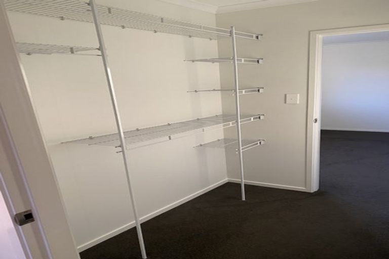 Photo of property in 8 Albatross Lane, Welcome Bay, Tauranga, 3112