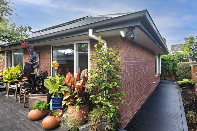 Photo of property in 40a Mackworth Street, Woolston, Christchurch, 8062