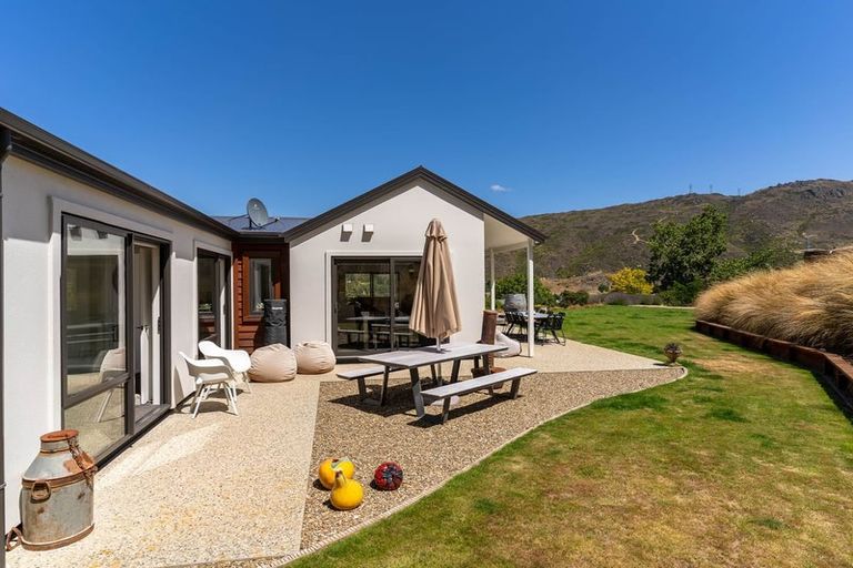 Photo of property in 26 Naylor Street, Clyde, 9330