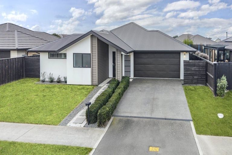 Photo of property in 11 Lydiard Drive, Rolleston, 7615
