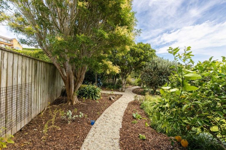 Photo of property in 22 Ashmore Drive, Frankleigh Park, New Plymouth, 4310