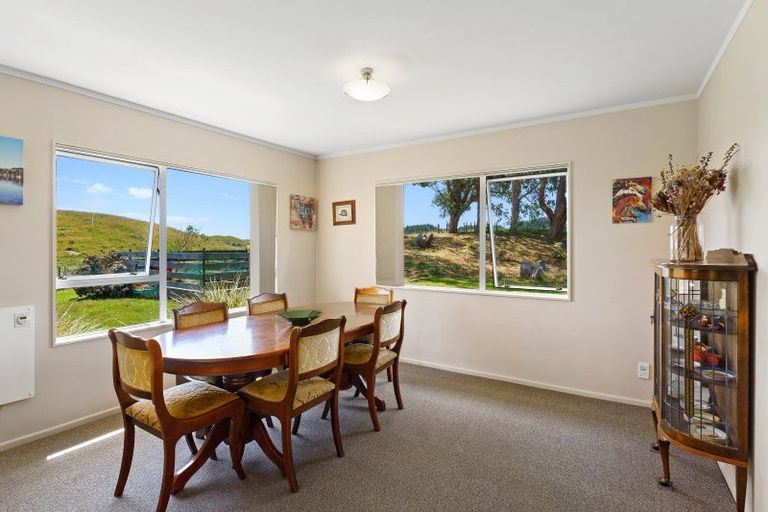 Photo of property in 82 Gary Road, Peka Peka, Otaki, 5581