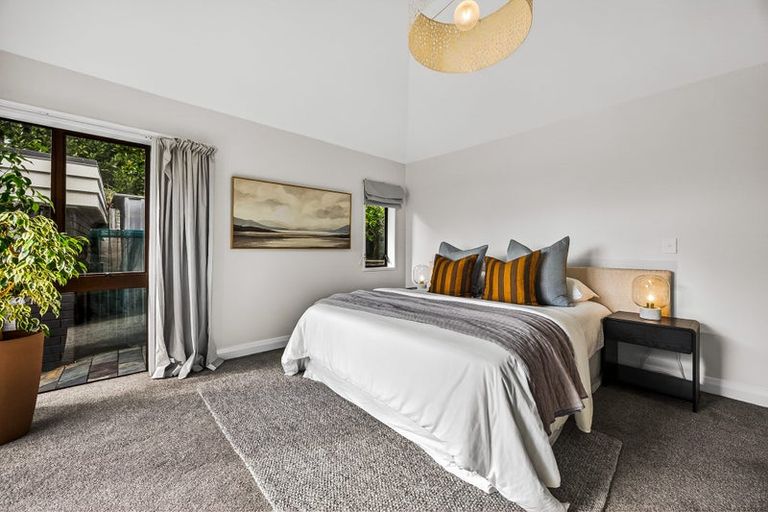 Photo of property in 44 William Bayes Place, Red Beach, 0932