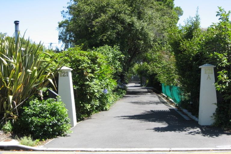 Photo of property in 121a Merivale Lane, Merivale, Christchurch, 8014