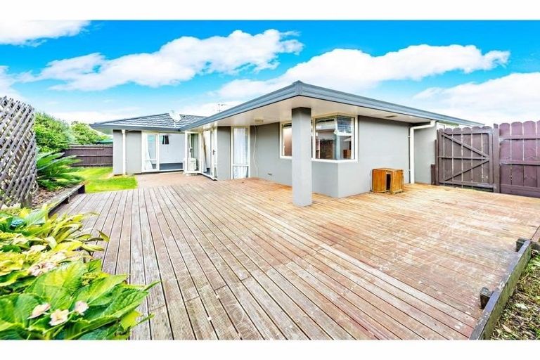 Photo of property in 36 Bellville Drive, Clendon Park, Auckland, 2103