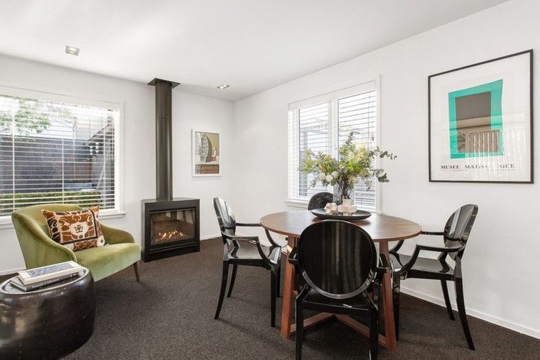Photo of property in 40 Wroxton Terrace, Merivale, Christchurch, 8014