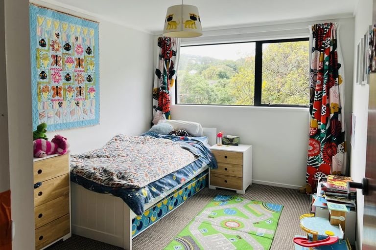 Photo of property in 21a Cockayne Road, Khandallah, Wellington, 6035