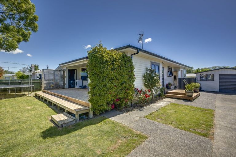 Photo of property in 15 Fleming Crescent, Maraenui, Napier, 4110